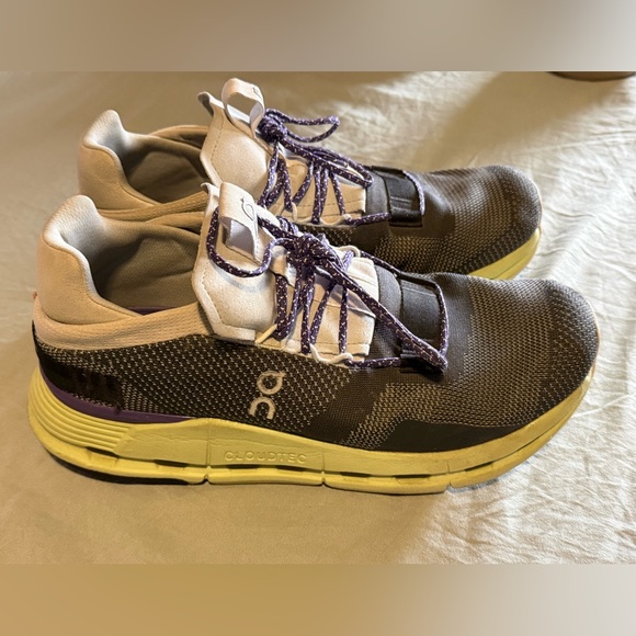 On Cloudnova Men’s Running Shoes - Picture 2 of 12